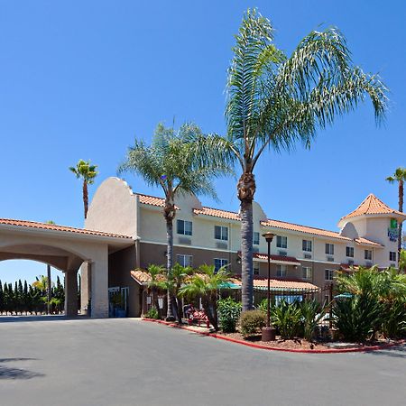 Holiday Inn Express Hotel & Suites San Diego-Escondido By Ihg Eksteriør billede