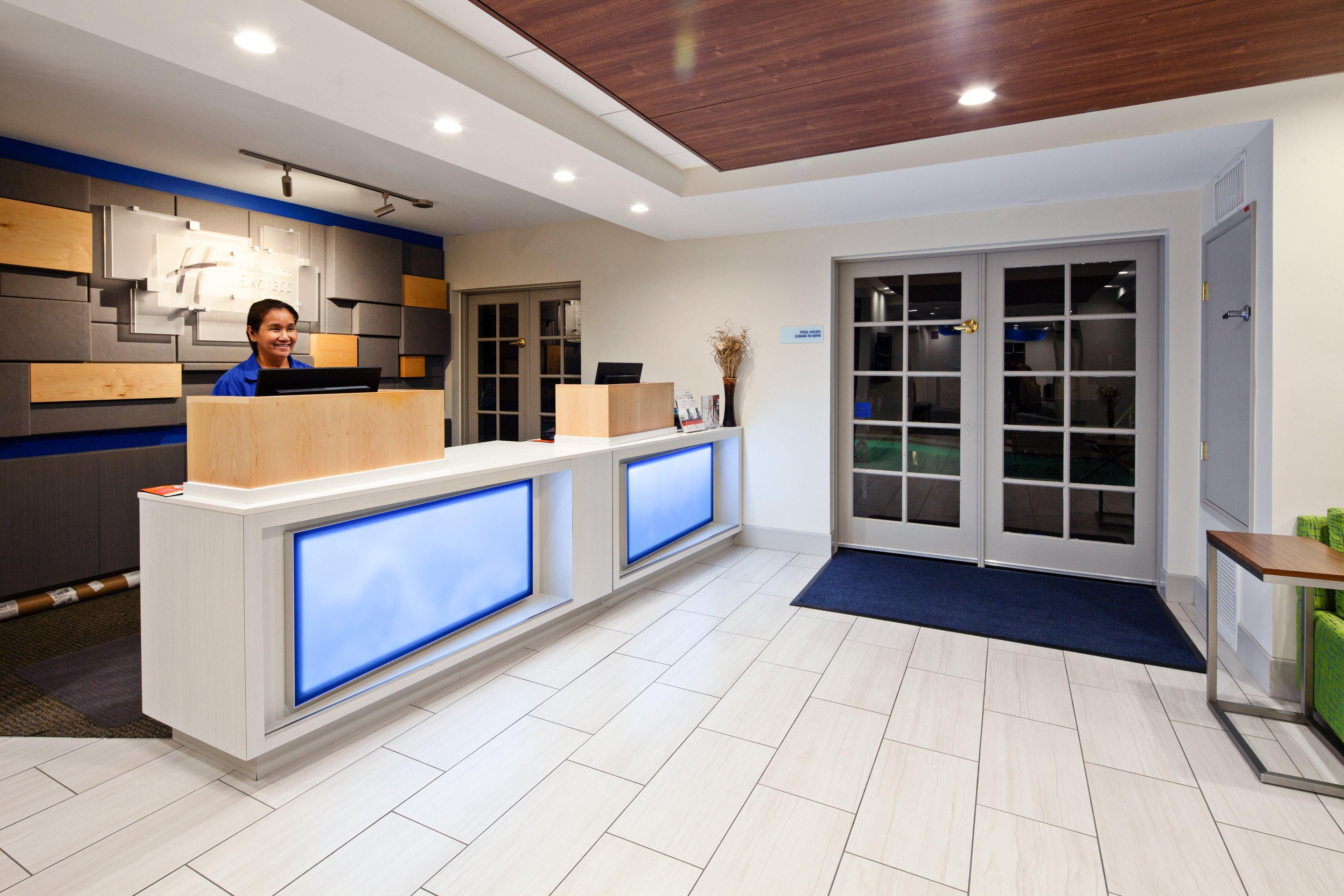 Holiday Inn Express Hotel & Suites San Diego-Escondido By Ihg Eksteriør billede