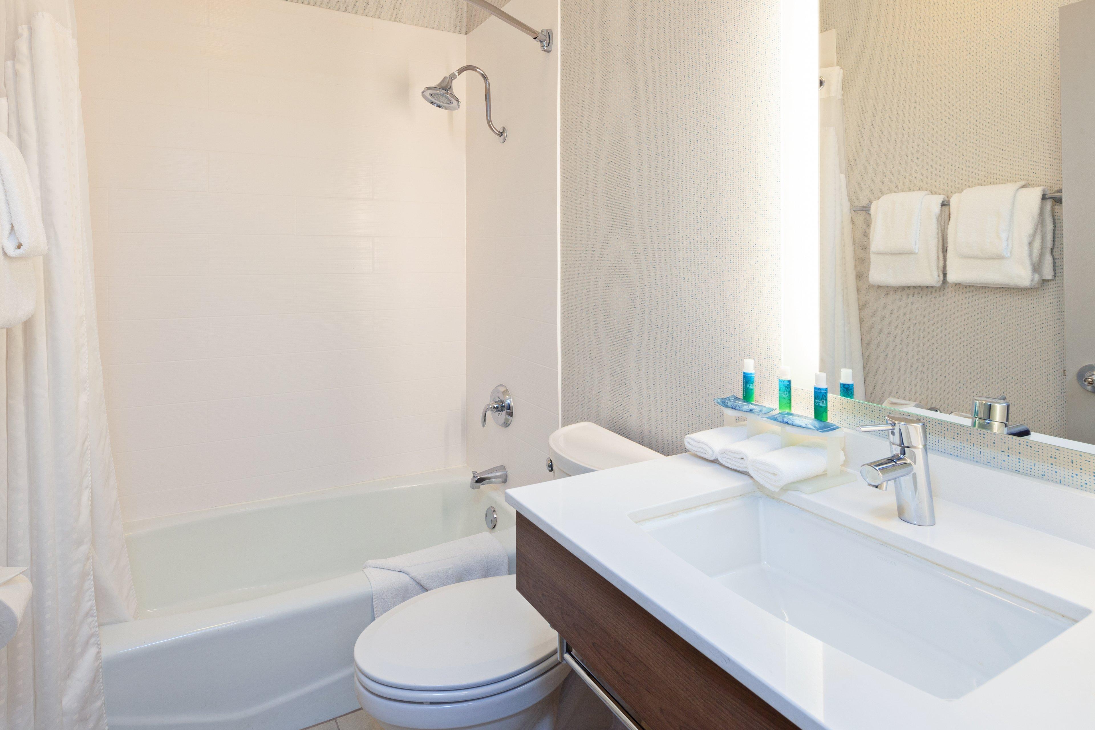 Holiday Inn Express Hotel & Suites San Diego-Escondido By Ihg Eksteriør billede