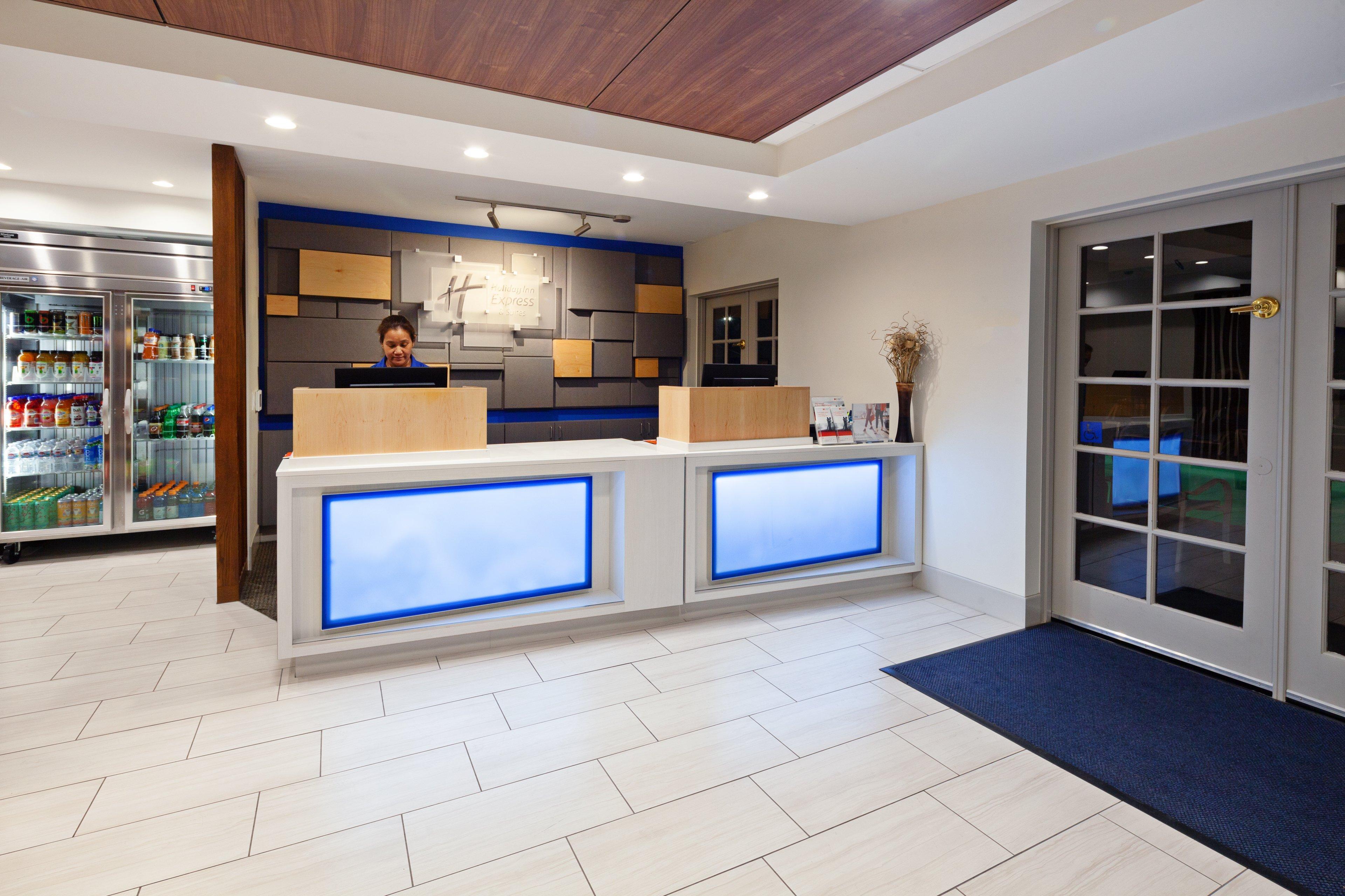 Holiday Inn Express Hotel & Suites San Diego-Escondido By Ihg Eksteriør billede